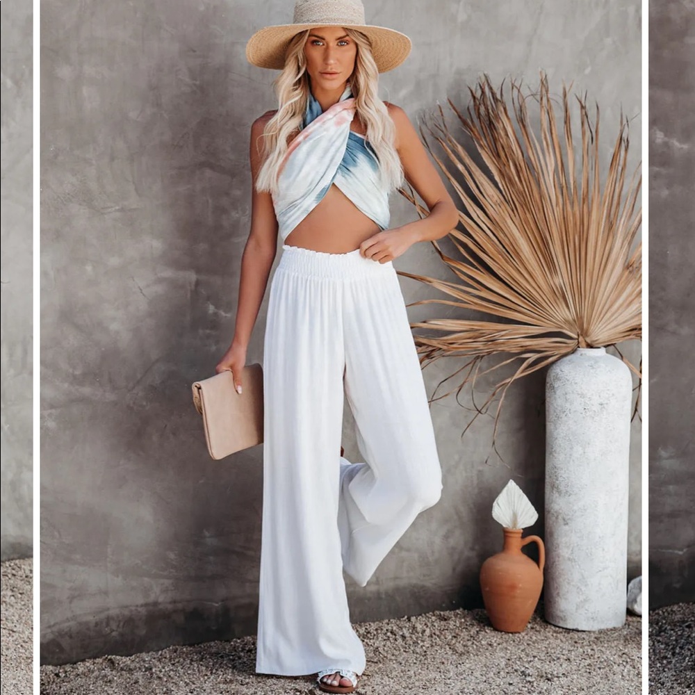 NWOT VICI: LIVELY LINEN BLEND SMOCKED PANTS - OFF WHITE